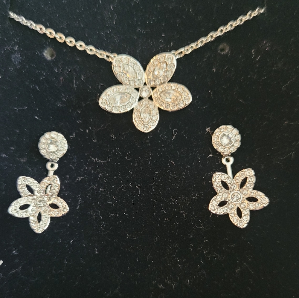 Swarovski Adjustable Earring Set
